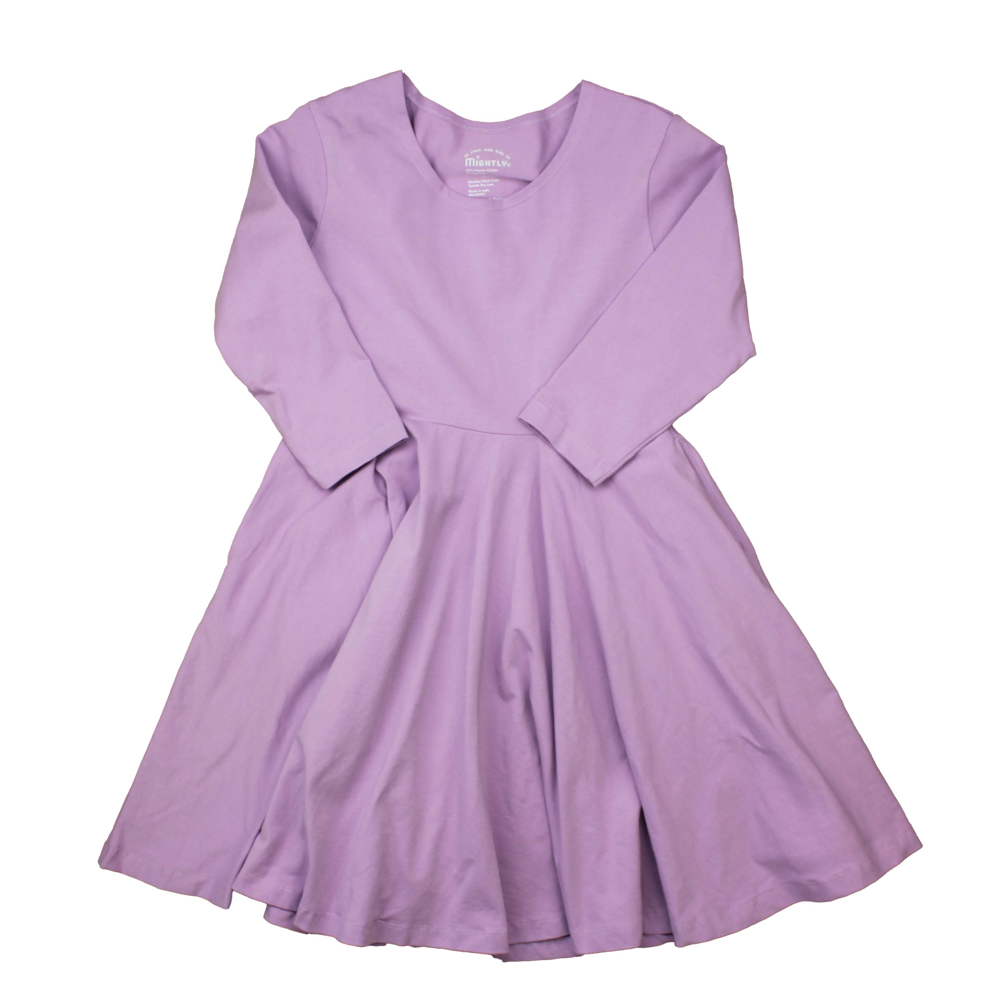Pre-owned Lavender Dress size: 12 Years Lavender