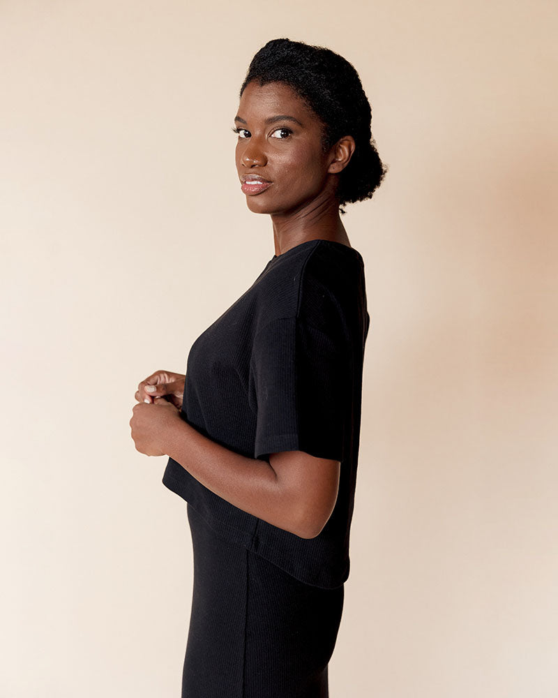 Short Sleeve 2-Piece Rib Knit Dress Set in Black