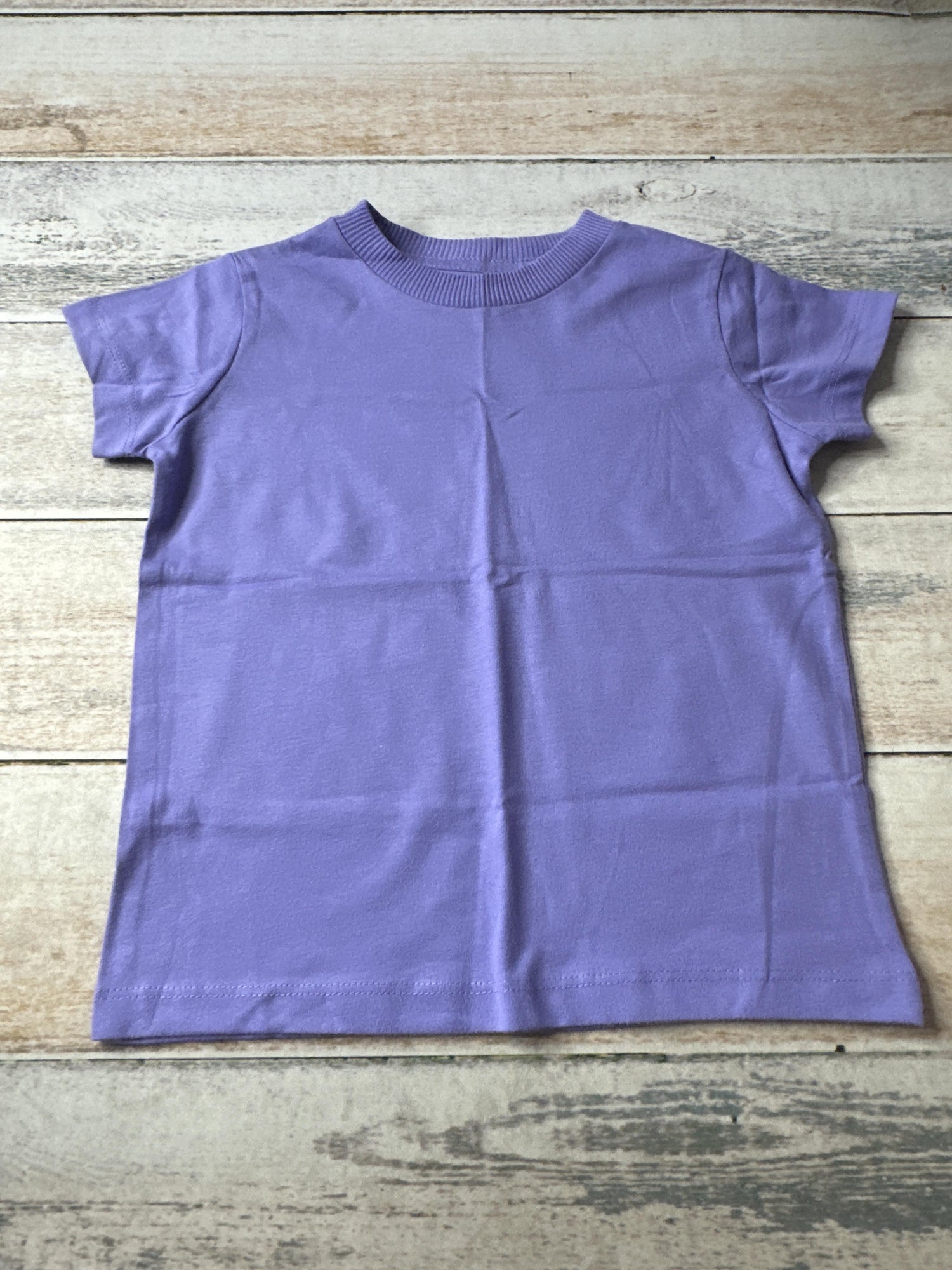 Pre-owned T-Shirt size: 2-3 Years