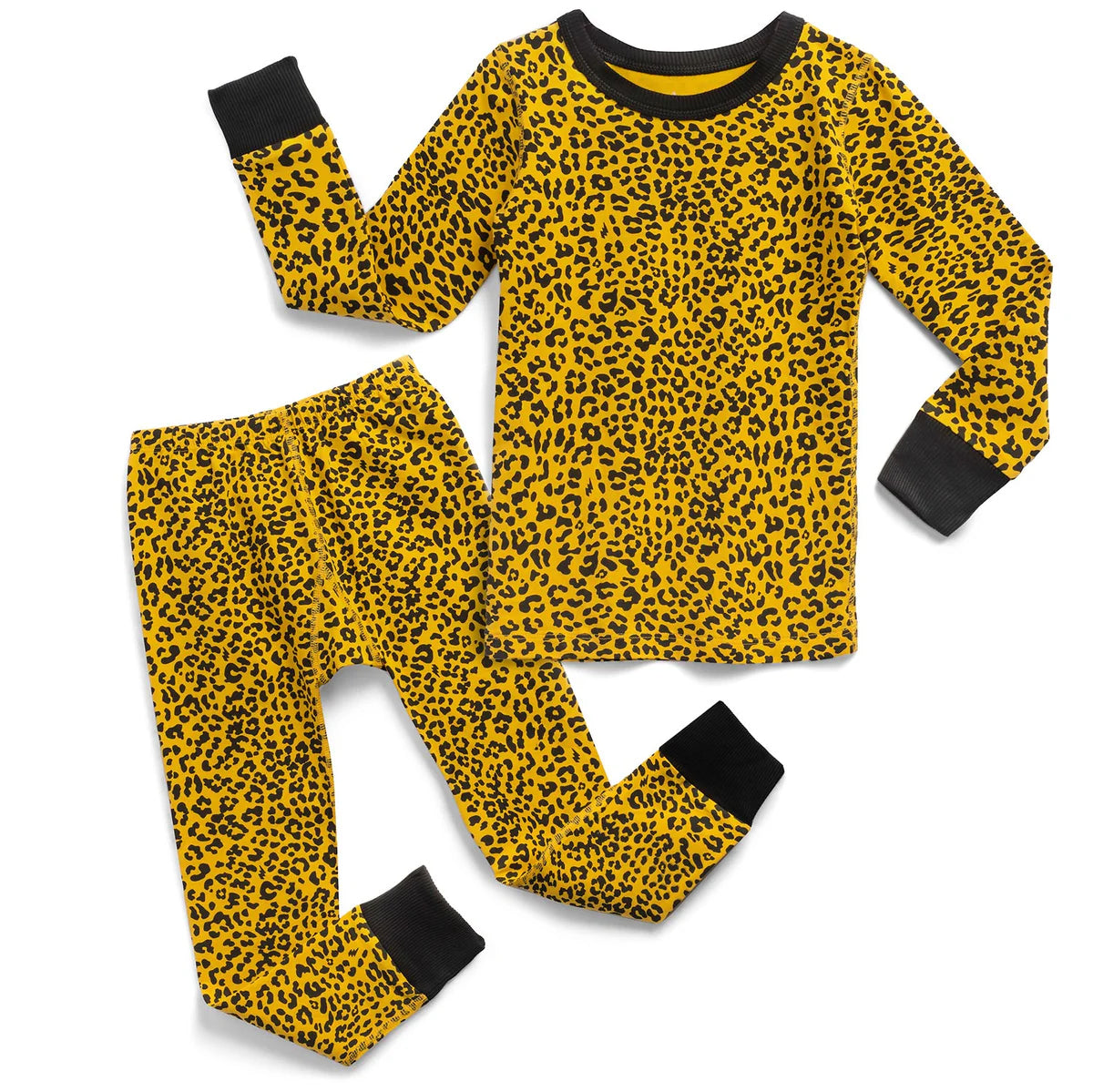 Pre-owned Leopard 2-piece Pajamas size: 2-5T Leopard