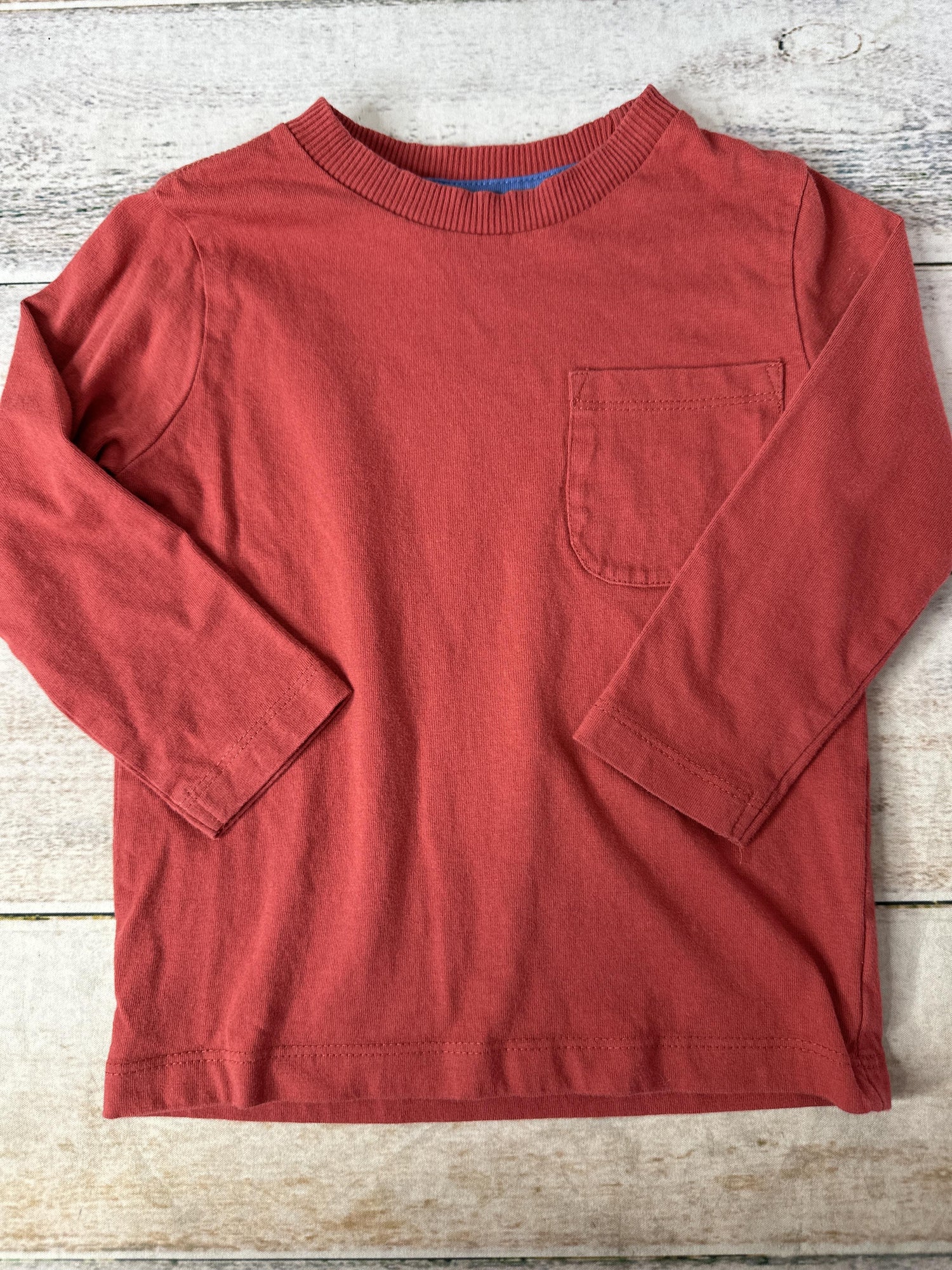 Pre-owned Red Long Sleeve T-Shirt size: 2T Red