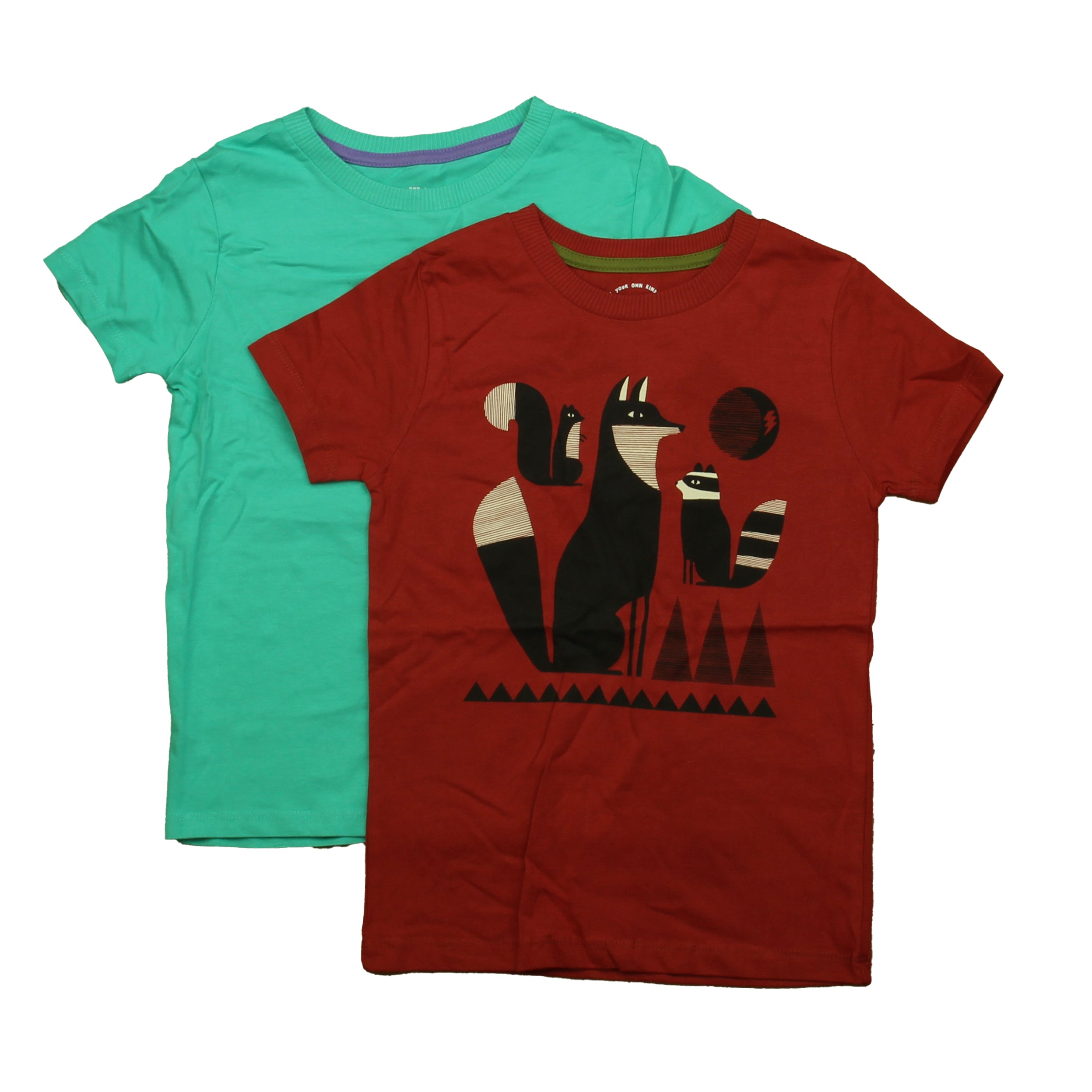 Pre-owned Maroon | Green T-Shirt size: 6-7 Years