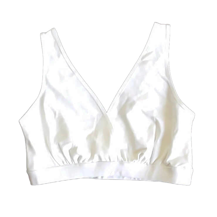 Pre-owned White Accessory size: Adult XS-XL White
